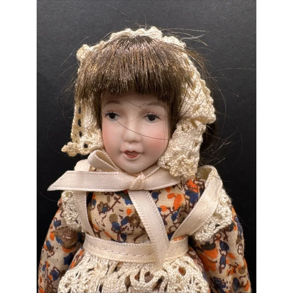 Vintage Porcelain Doll with 82‎ H.L. on neck